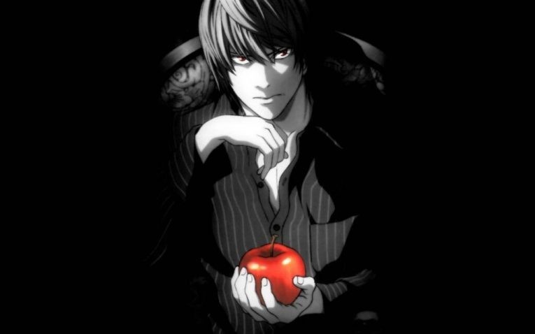light yagami holding apple wallpaper