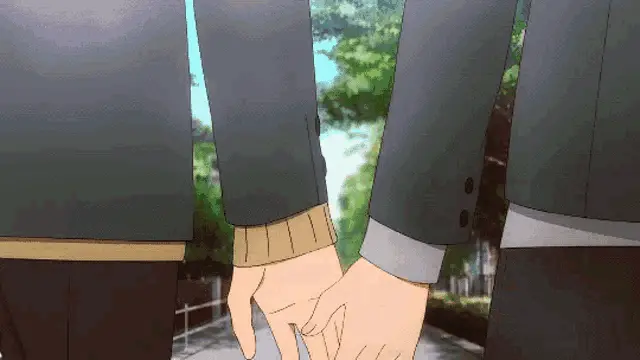 horimiya hand holding gif anime